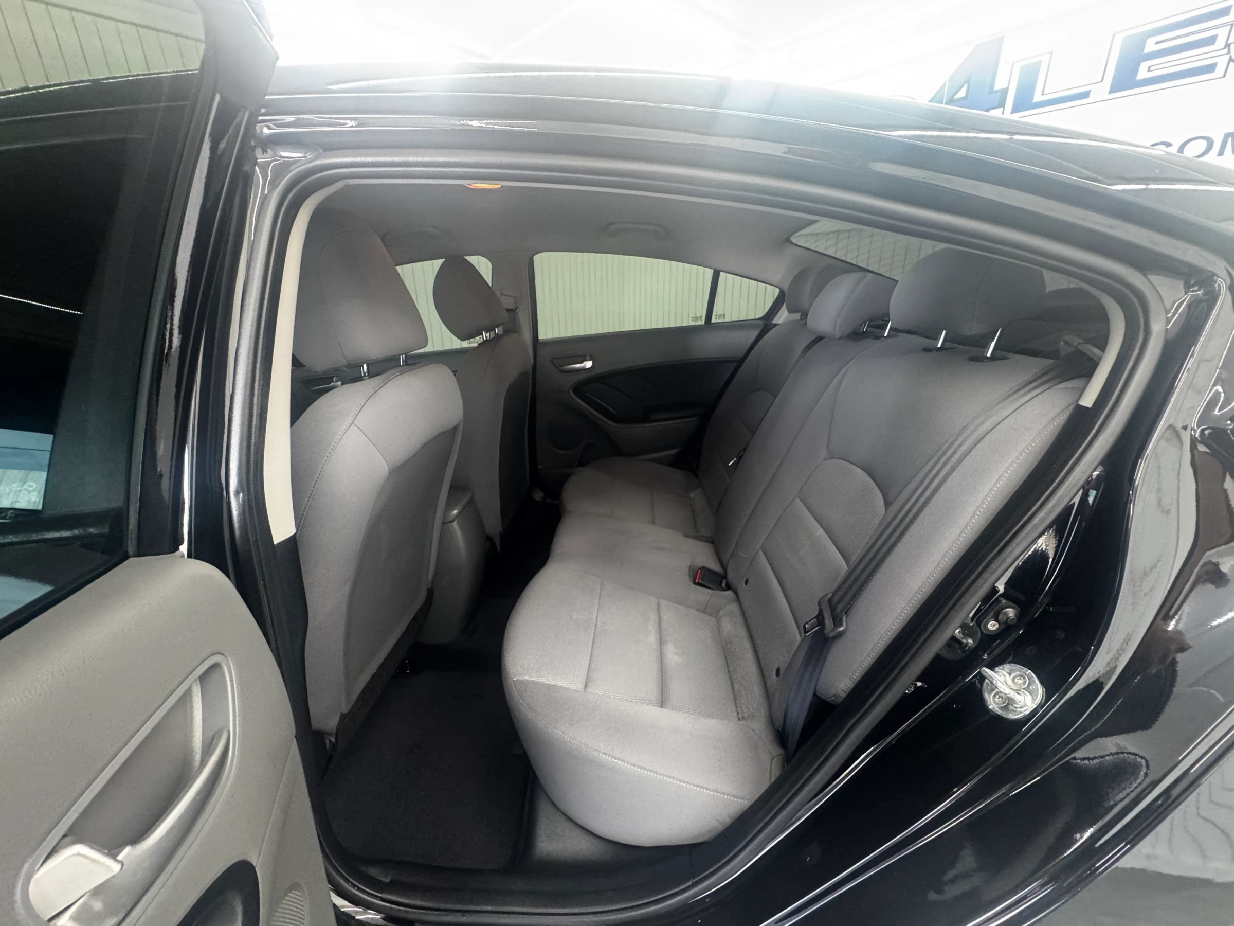 Used 2017 Kia Forte LX FWD image 10