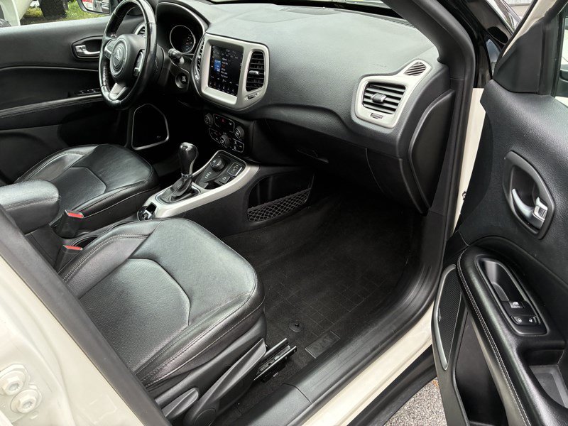 Used 2020 Jeep Compass High Altitude AWD/4WD image 18