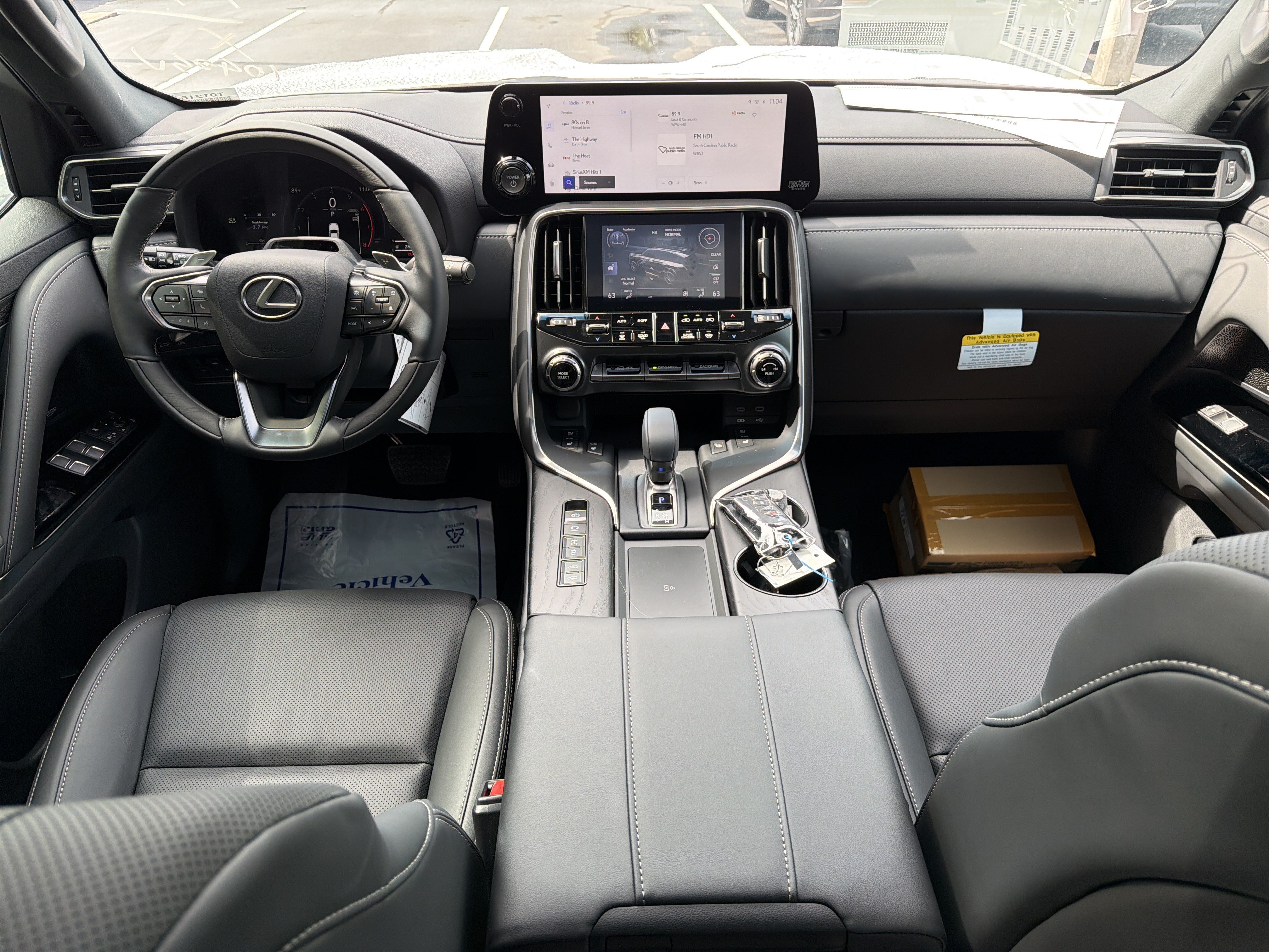 New 2026 Lexus LX 700h Luxury AWD/4WD image 24