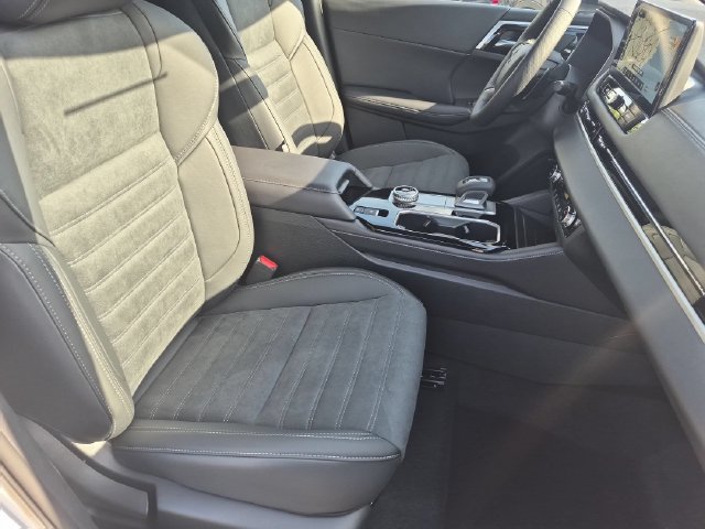New 2026 Mitsubishi Outlander LE FWD image 36