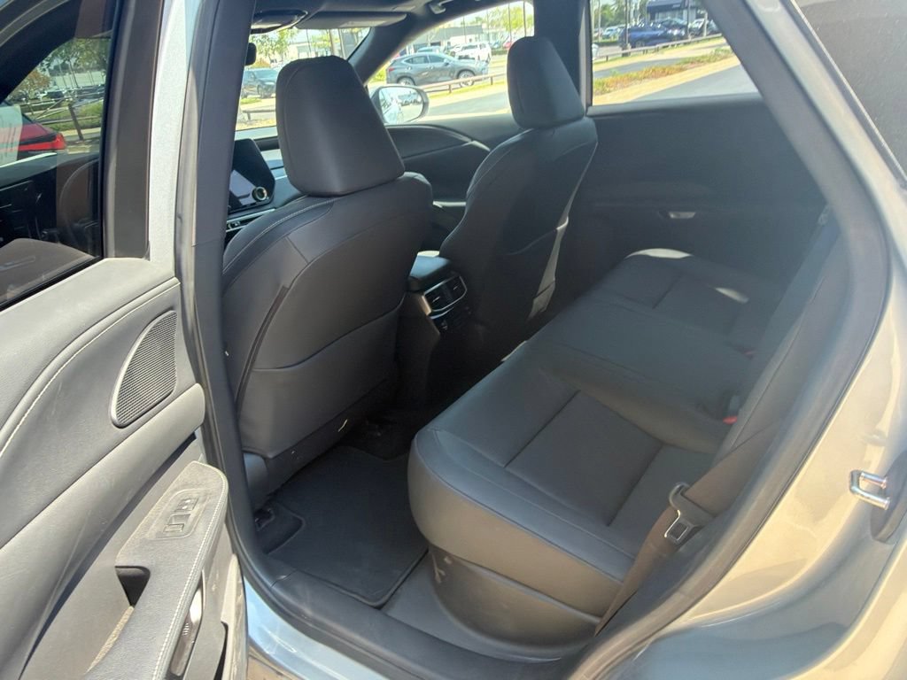 Certified 2025 Lexus RX 350 Premium w/ Accessory Package (Z1) FWD image 6