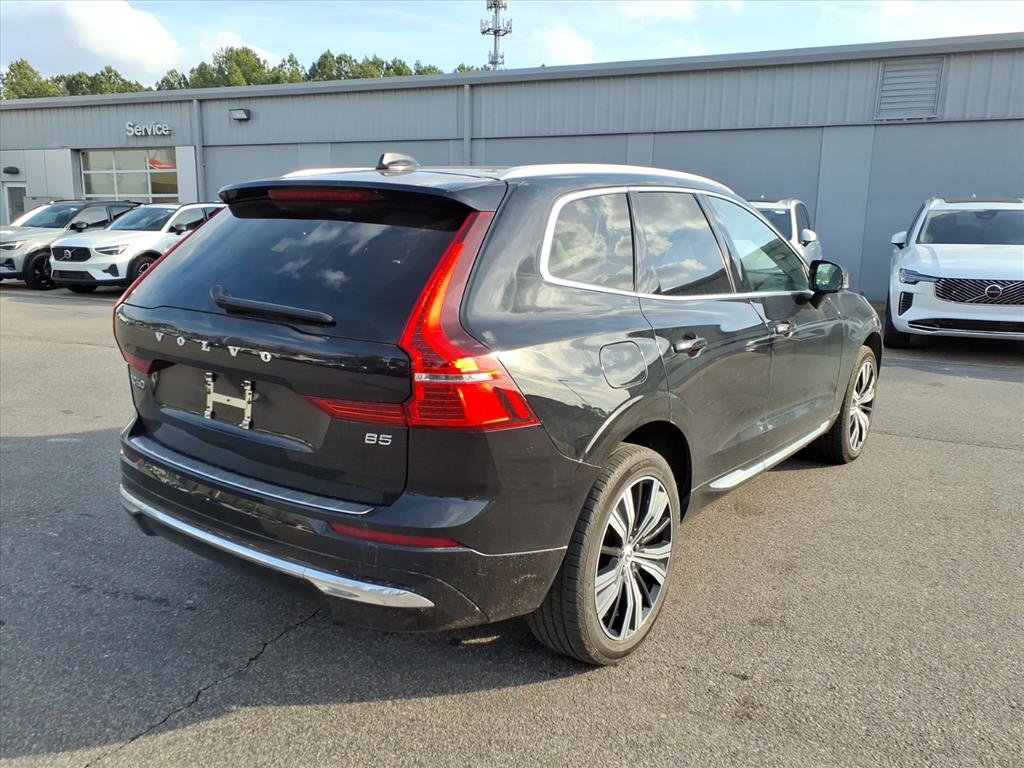 Used 2022 Volvo XC60 B5 Inscription w/ Protection Package Premier image 3