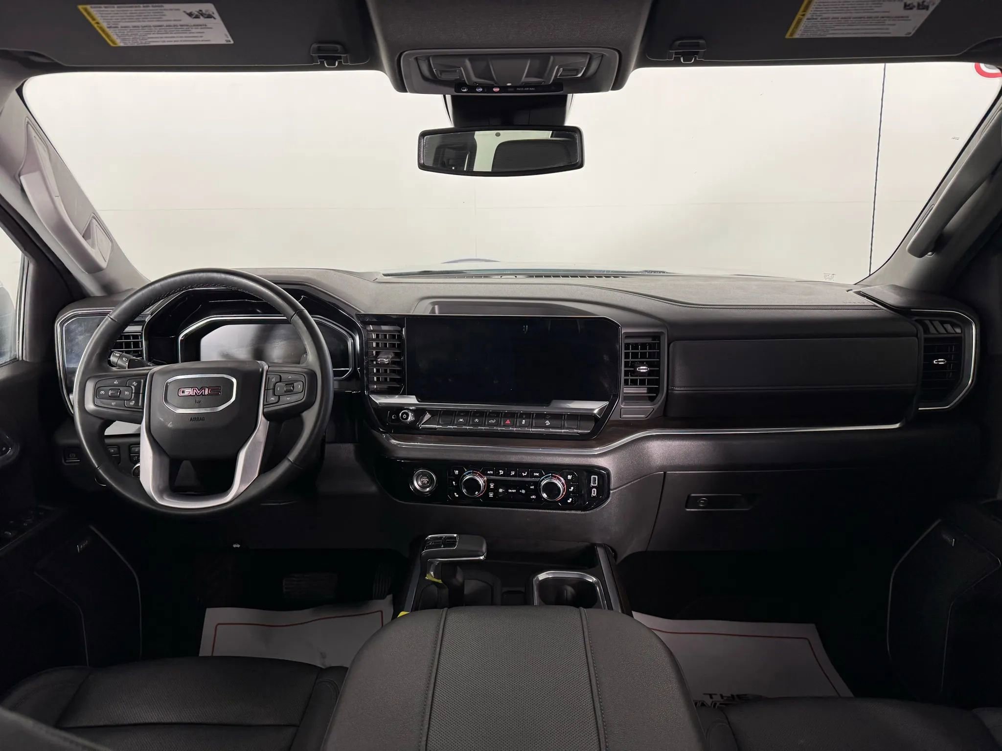 Used 2023 GMC Sierra 1500 SLT w/ SLT Premium Package image 11