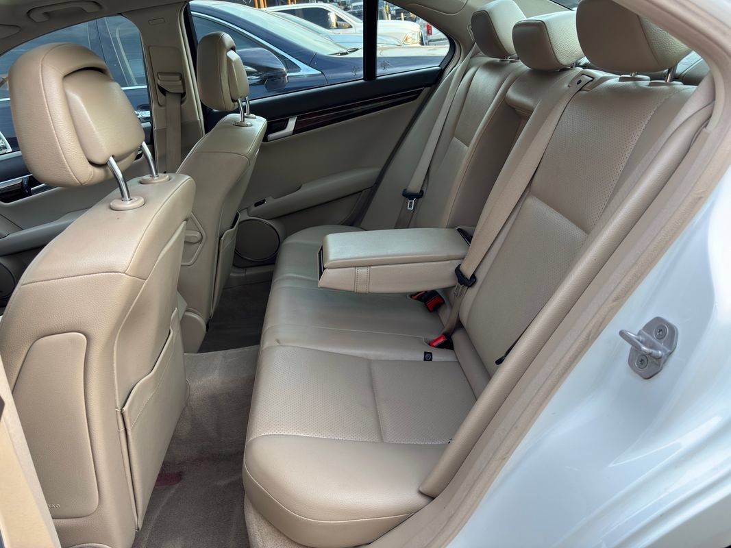 Used 2014 Mercedes-Benz C 250 Sedan image 39