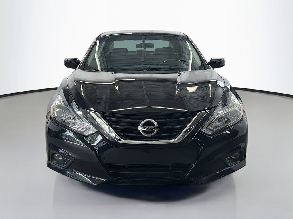 Used 2018 Nissan Altima 2.5 SR w/ SR Special Edition FWD image 2