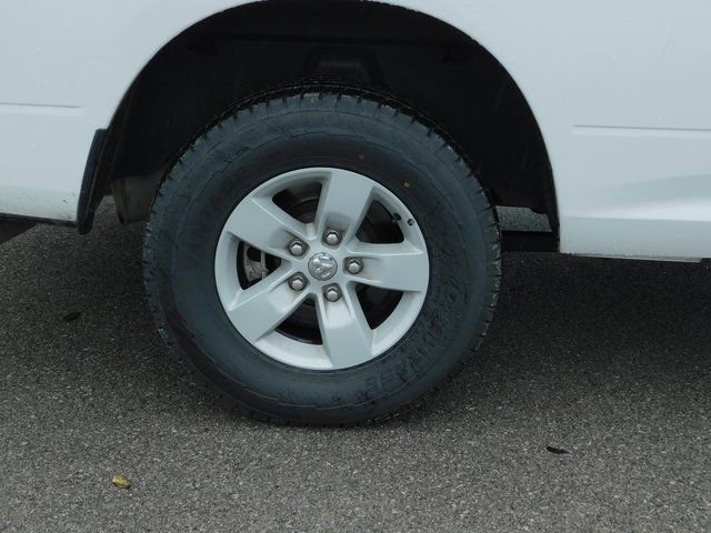 Used 2024 RAM 1500 Classic SLT image 27