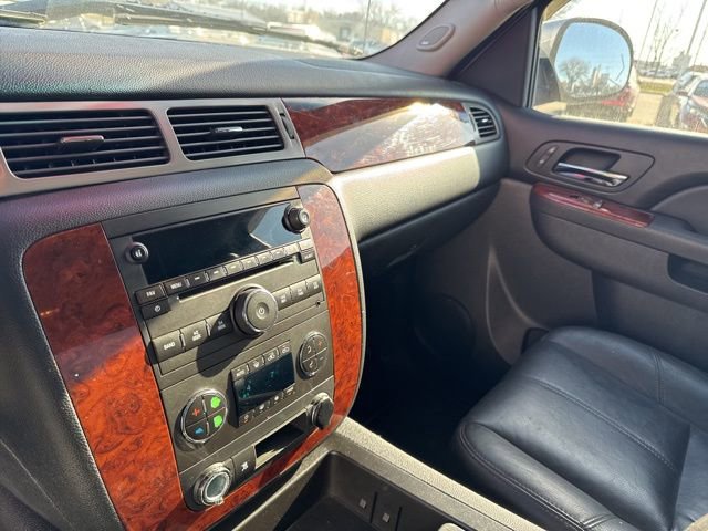 Used 2010 Chevrolet Silverado 1500 LTZ w/ Z71 Appearance Package image 13