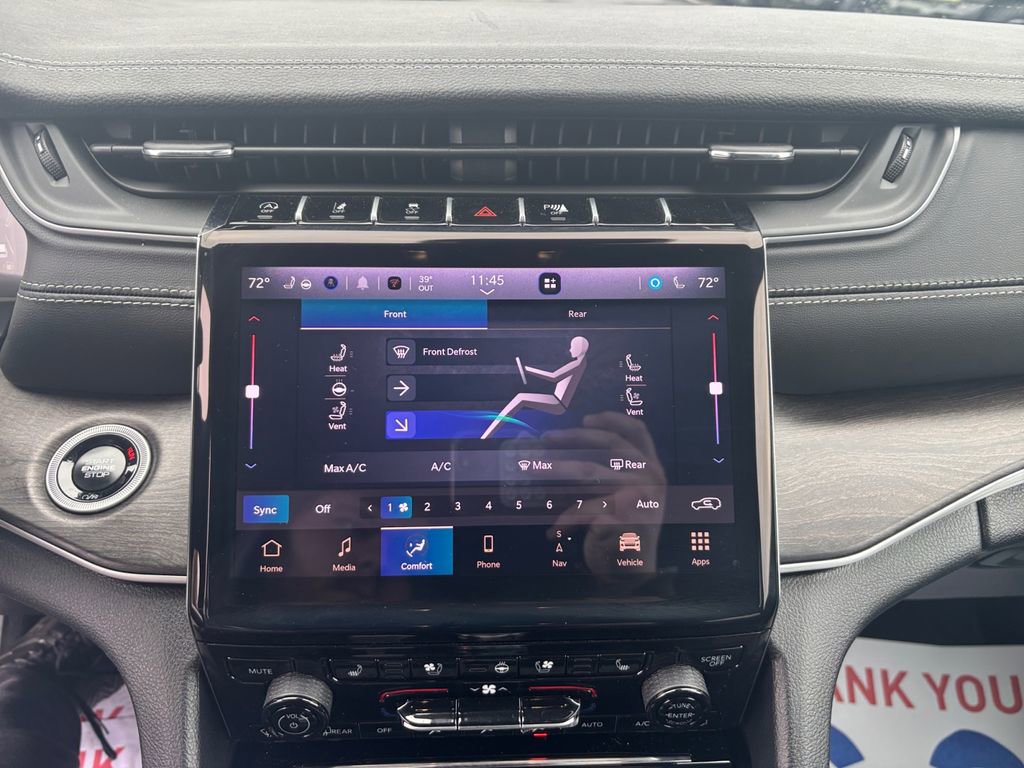 New 2025 Jeep Grand Cherokee L Limited w/ Luxury Tech Group II image 28