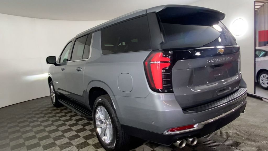 New 2025 Chevrolet Suburban Premier image 8