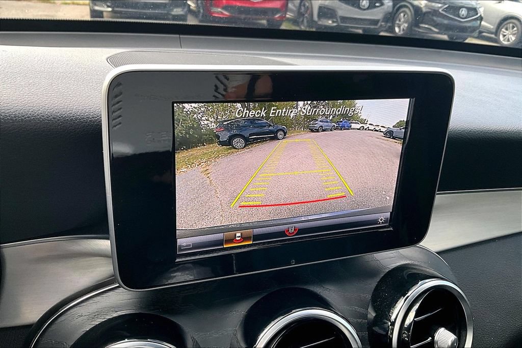 Used 2019 Mercedes-Benz GLC 350e 4MATIC w/ Premium Package image 29