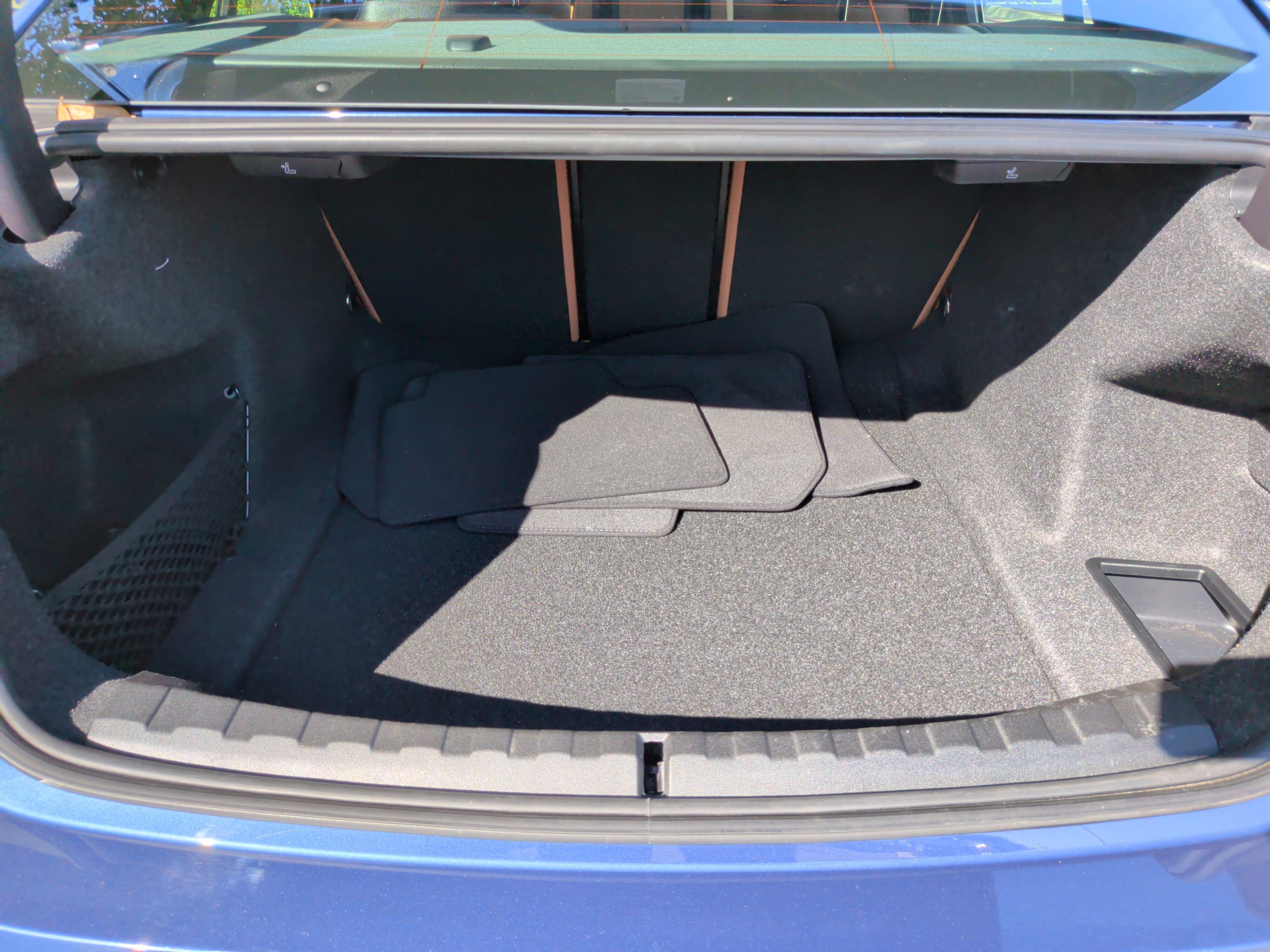 Certified 2023 BMW 330i Sedan w/ Driving Assistance Package image 37