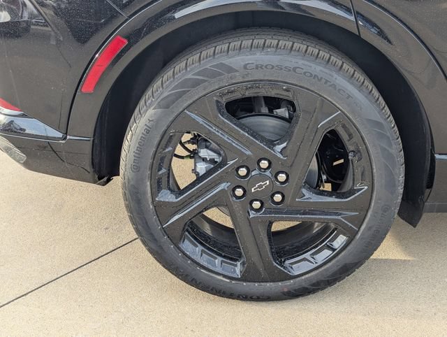 New 2026 Chevrolet Equinox EV RS FWD image 3
