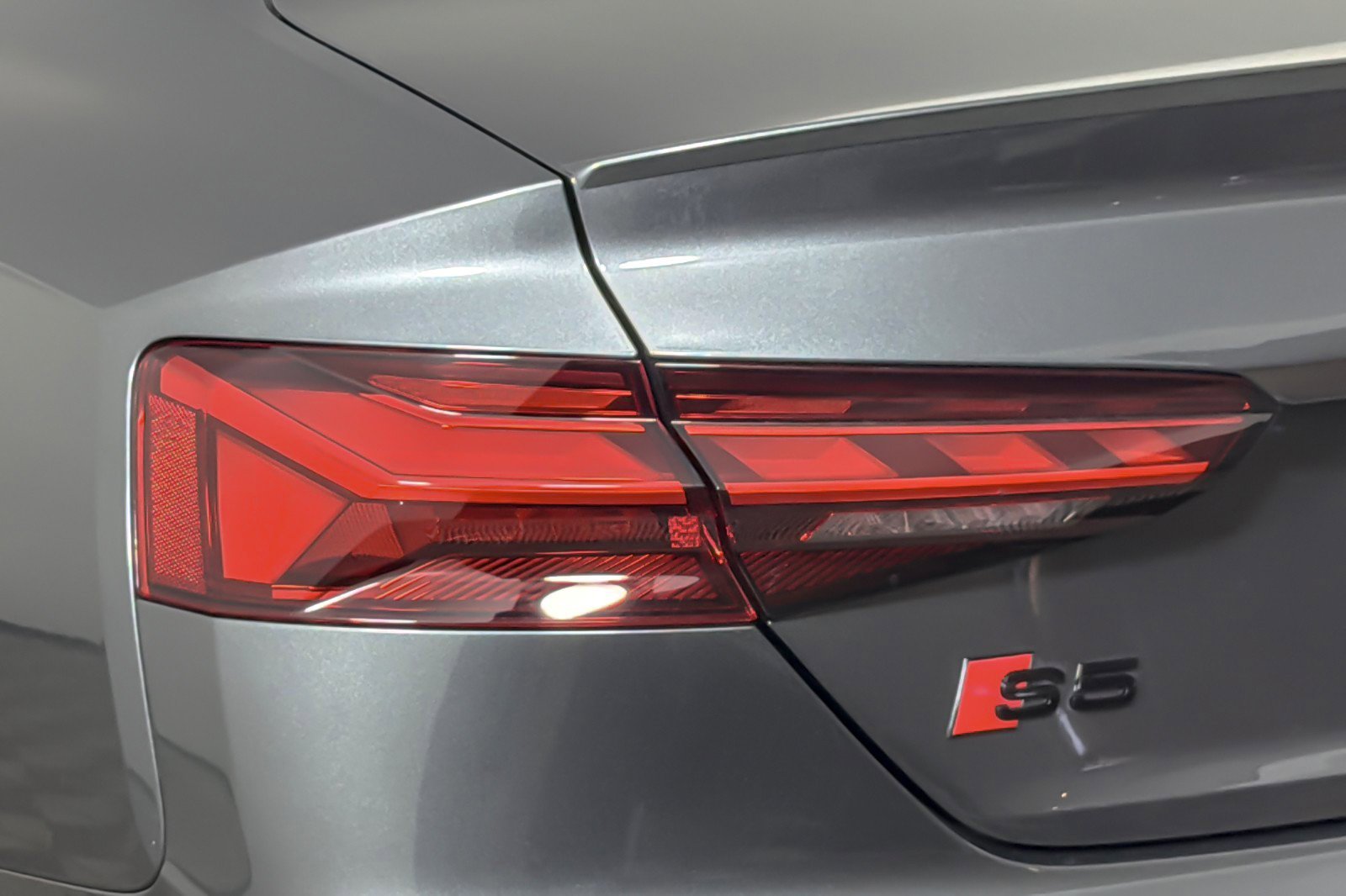 Used 2023 Audi S5 Premium Plus w/ Premium Plus image 26