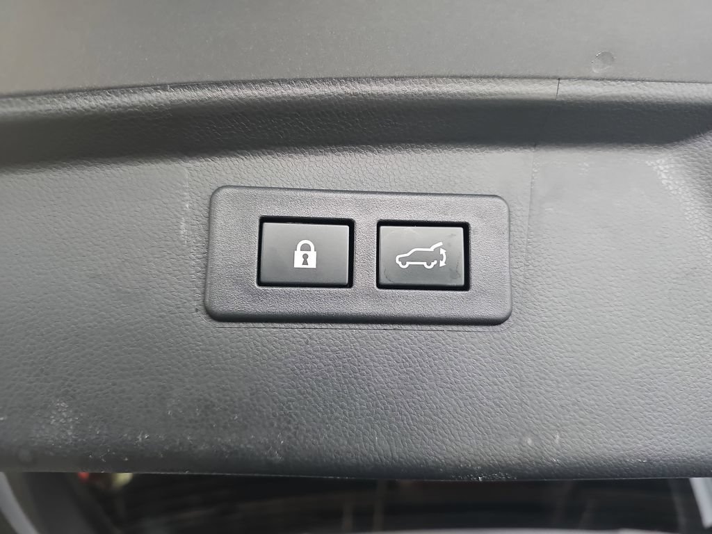 Used 2023 Subaru Outback Premium AWD/4WD image 13