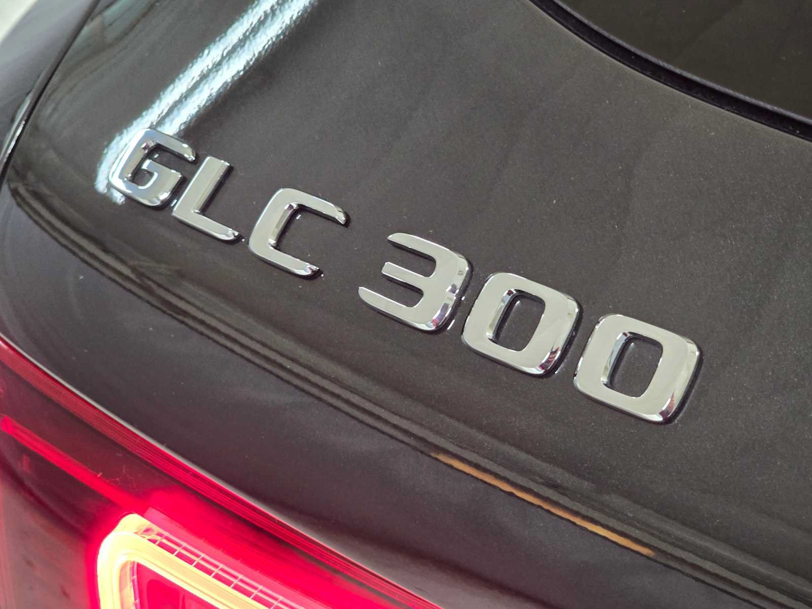 Certified 2021 Mercedes-Benz GLC 300 4MATIC image 16
