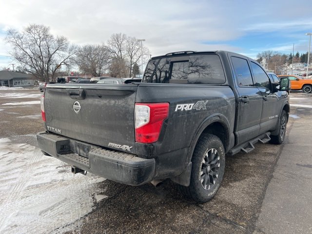 Used 2019 Nissan Titan PRO-4X w/ Pro-4x Convenience Package image 7