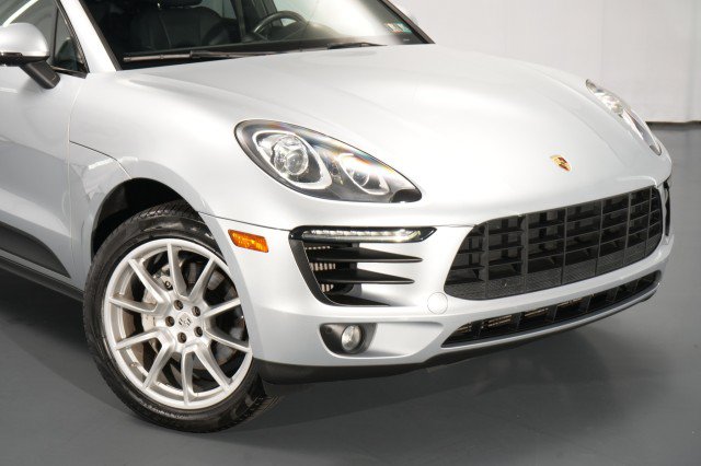 Used 2018 Porsche Macan S AWD/4WD image 8