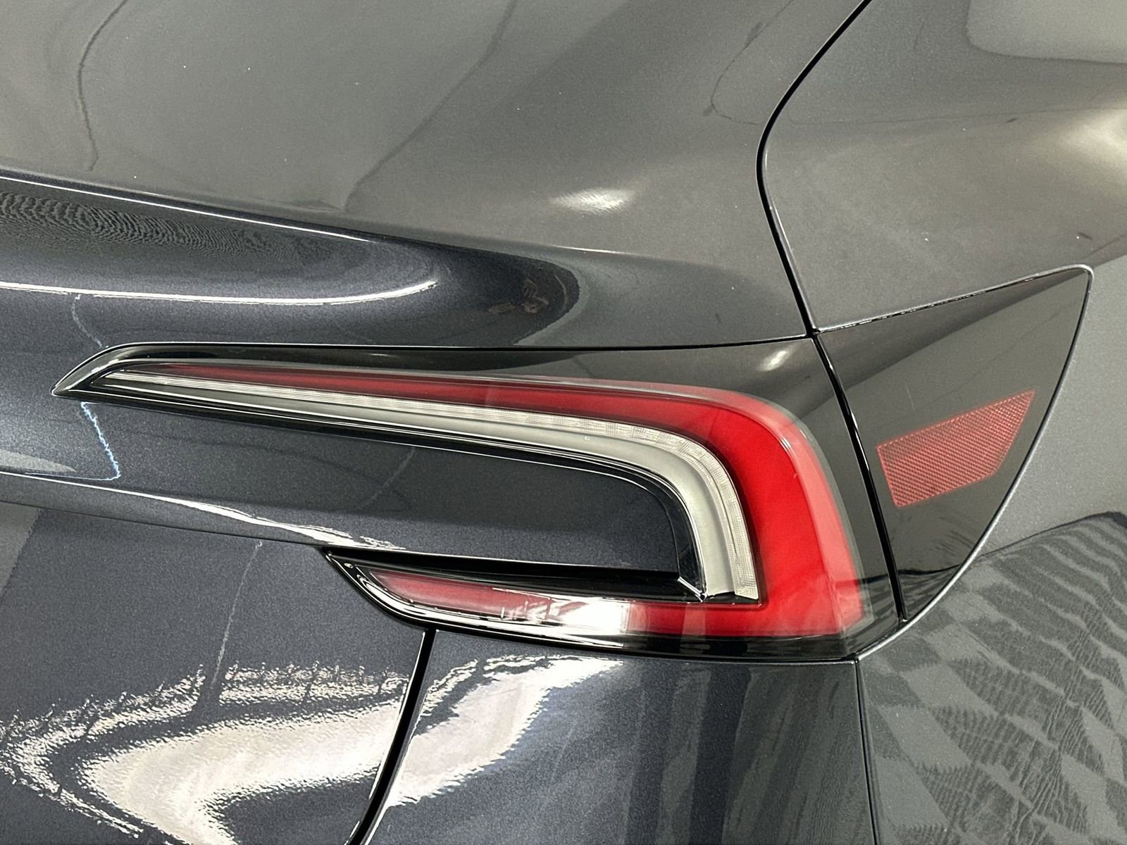 Used 2024 Tesla Model 3 Standard Range RWD image 25