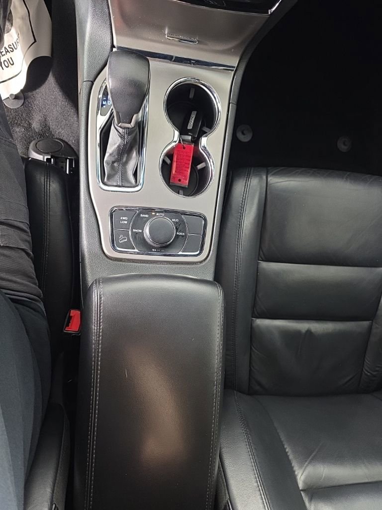 Used 2019 Jeep Grand Cherokee Limited image 21