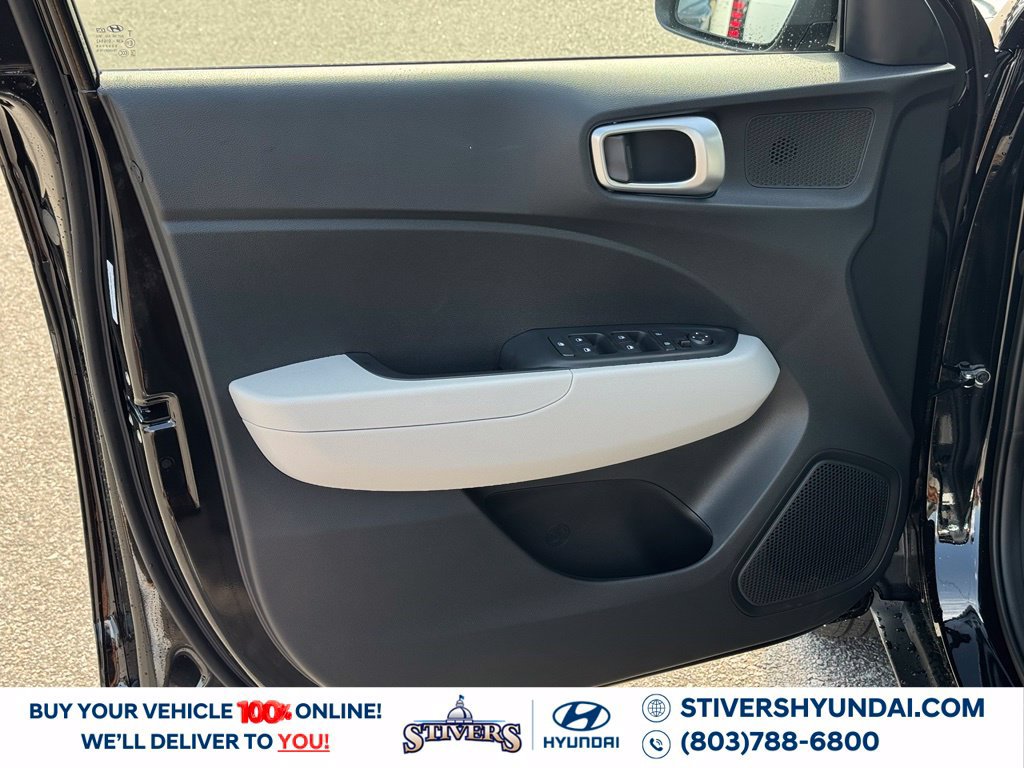 New 2026 Hyundai Venue SEL FWD image 23