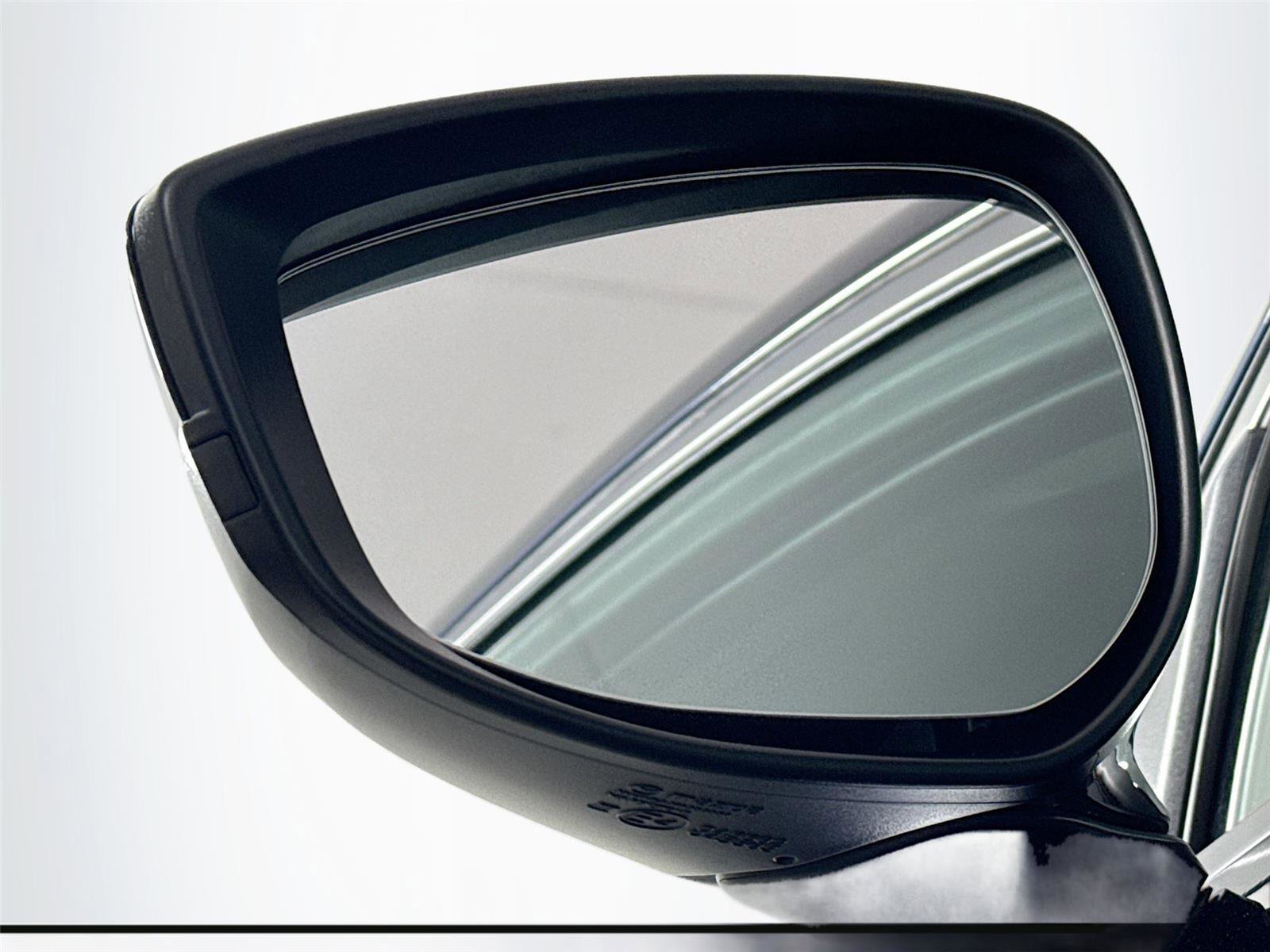 Used 2020 MAZDA MAZDA3 4DR FWD image 5