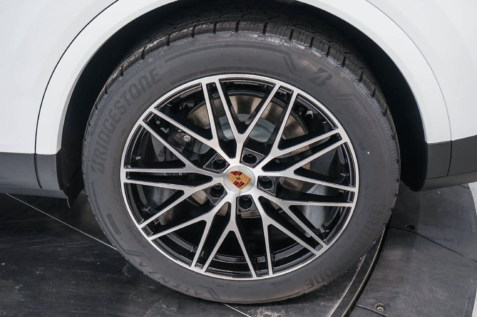 New 2026 Porsche Cayenne AWD/4WD image 13