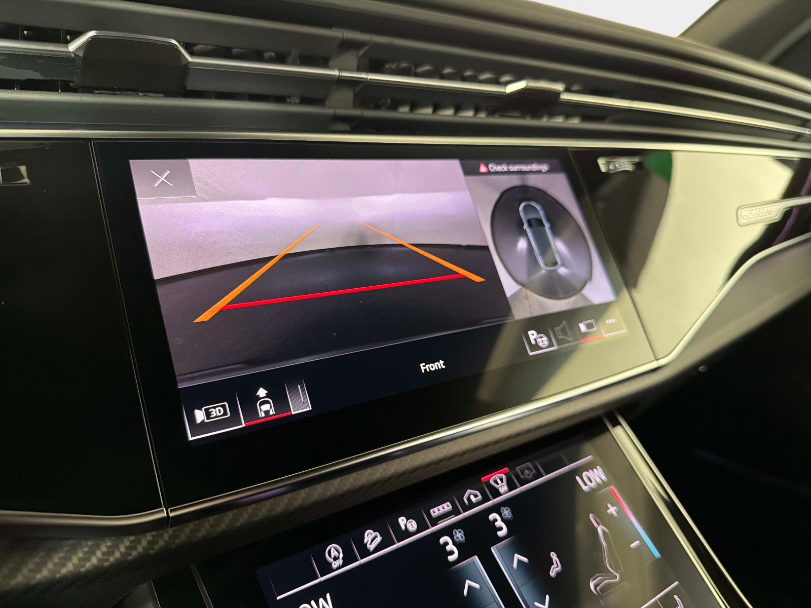 Used 2024 Audi RS Q8 AWD/4WD image 43