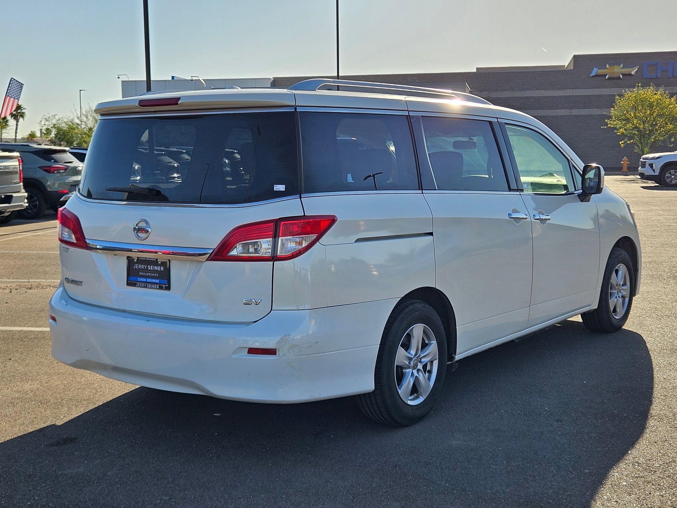 Used 2017 Nissan Quest SV image 5