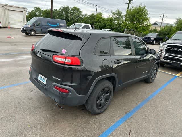 Used 2015 Jeep Cherokee Sport FWD image 16