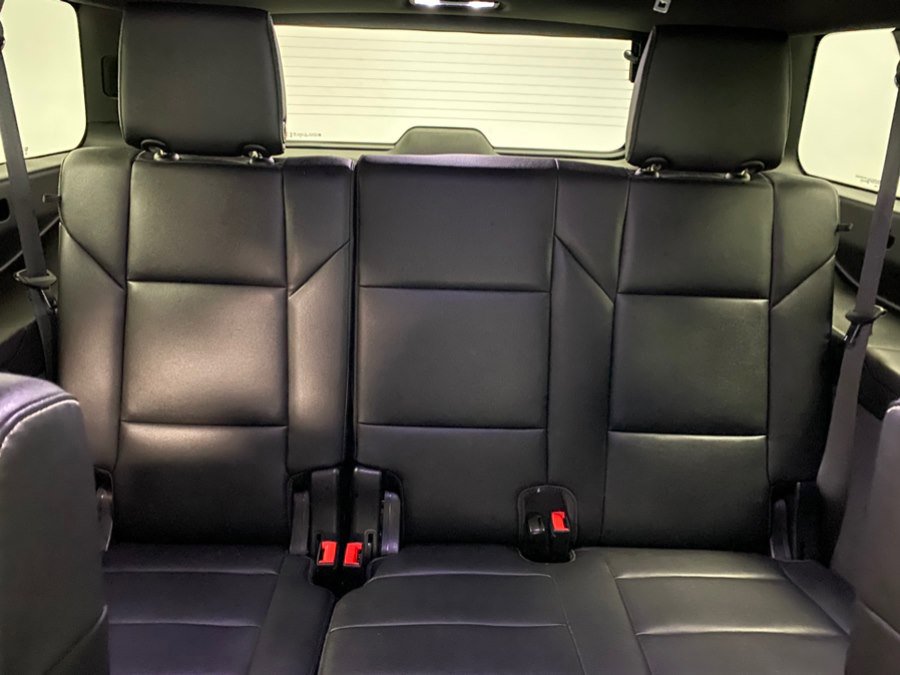 Used 2023 Cadillac Escalade ESV Luxury image 39