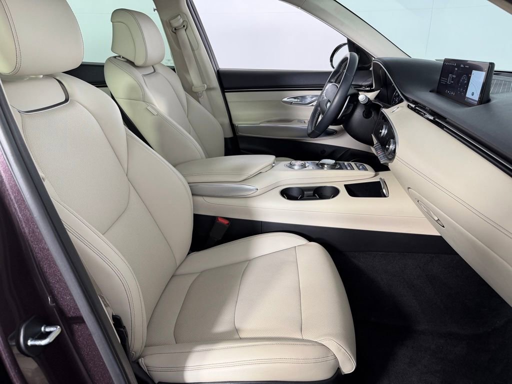 Used 2023 Genesis GV70 2.5T Select w/ Select Package image 33