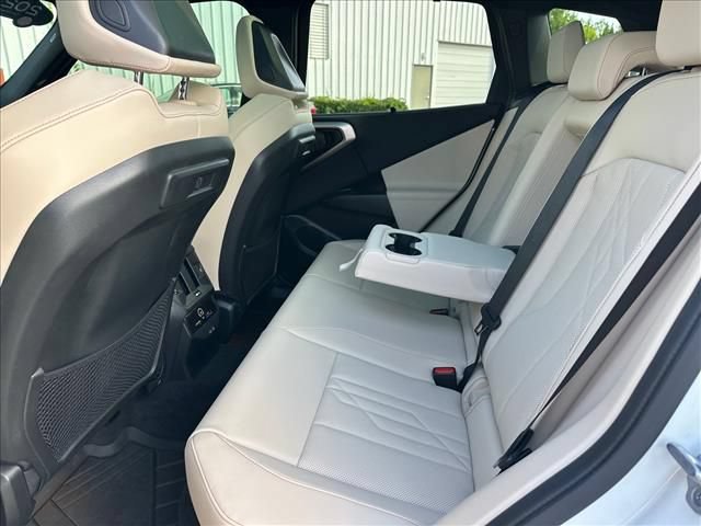 Used 2025 BMW X3 xDrive30i w/ Convenience Package AWD/4WD image 17