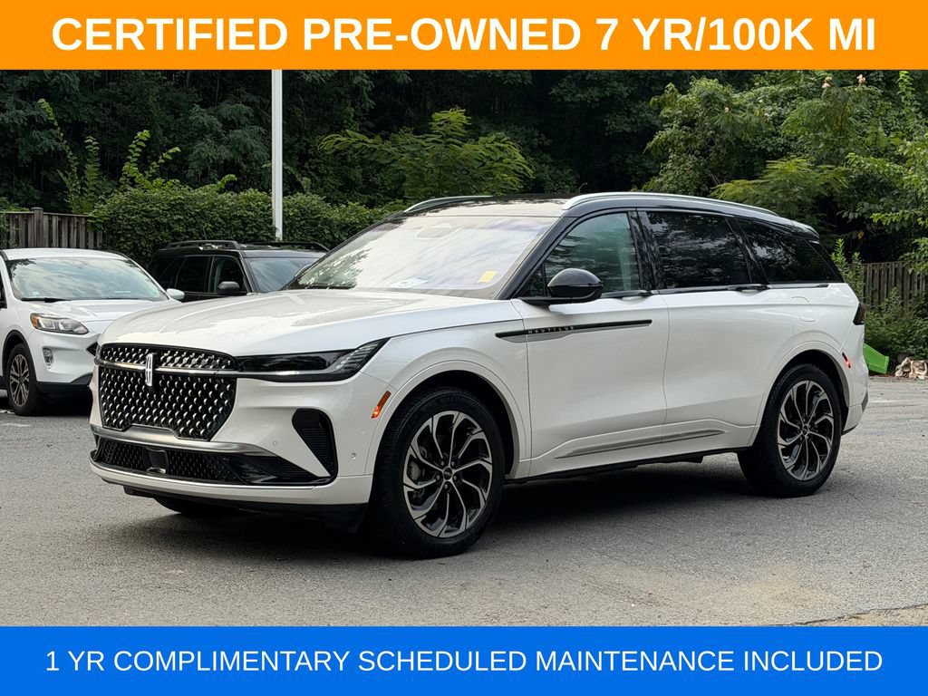 Certified 2024 Lincoln Nautilus Reserve AWD/4WD image 3