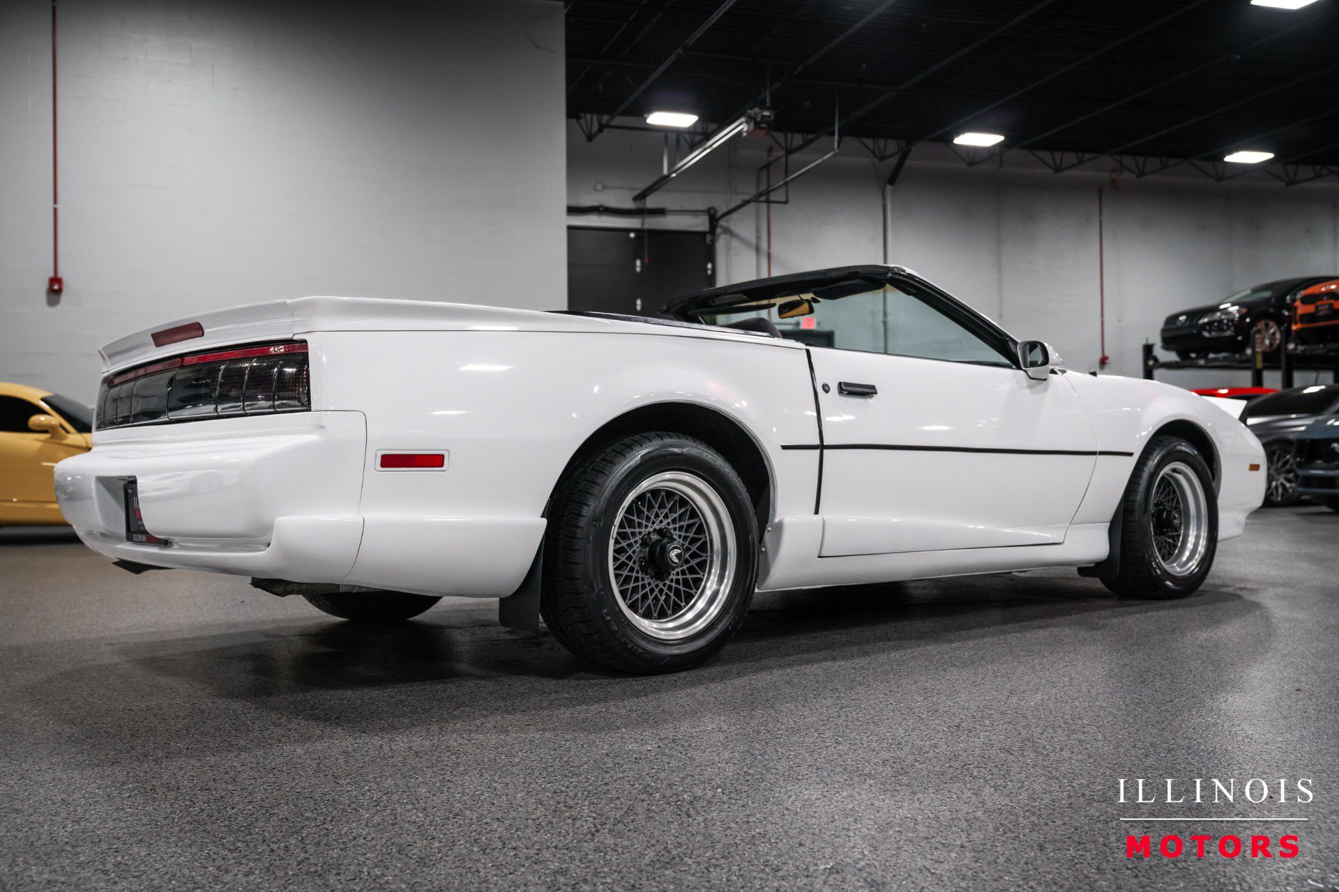 Used 1991 Pontiac Firebird Trans Am RWD image 5
