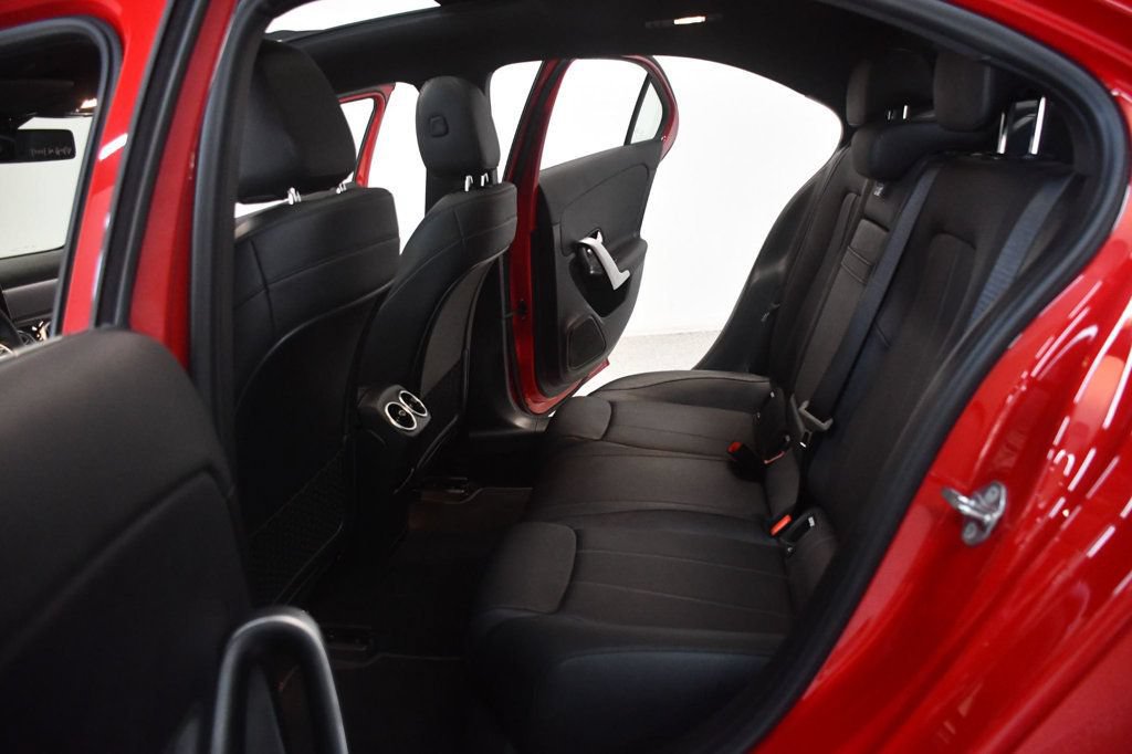 Used 2020 Mercedes-Benz A 220 image 33