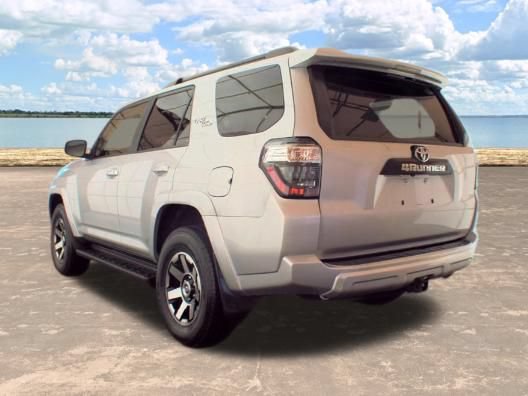Used 2021 Toyota 4Runner TRD Off-Road AWD/4WD image 5