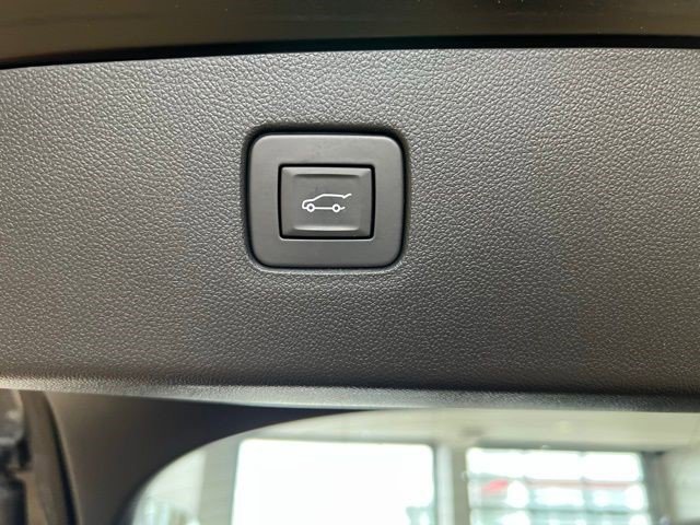 Certified 2024 Buick Envista Sport Touring FWD image 14