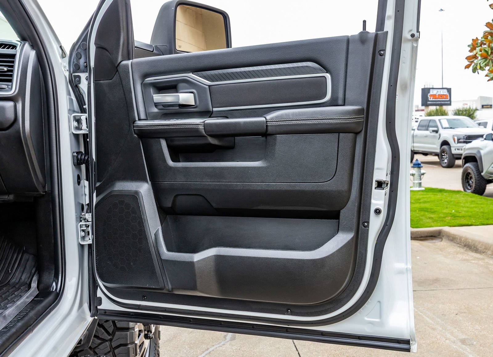 Used 2026 RAM 3500 Lone Star AWD/4WD image 38