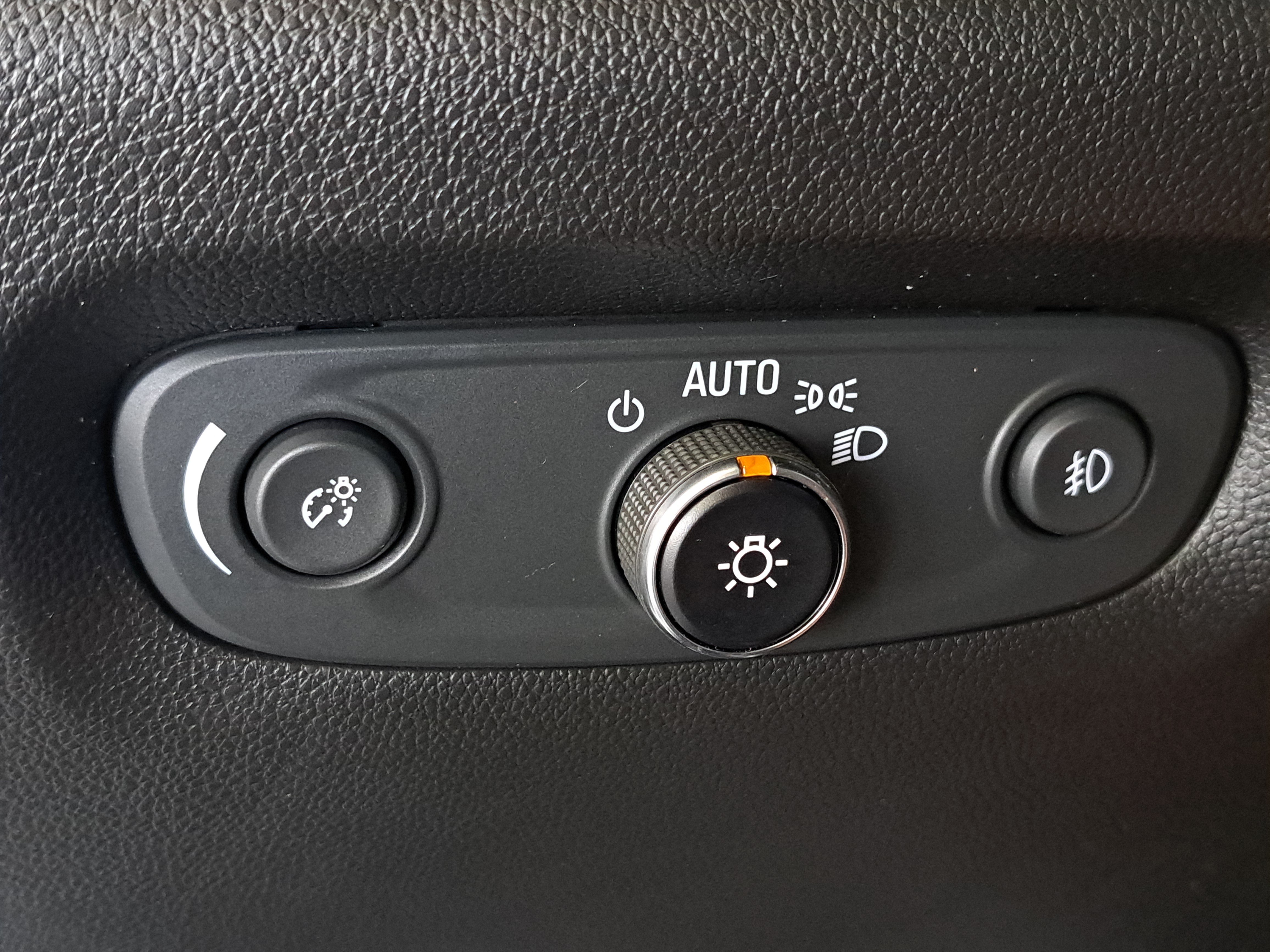 Used 2020 Chevrolet Traverse RS FWD image 21