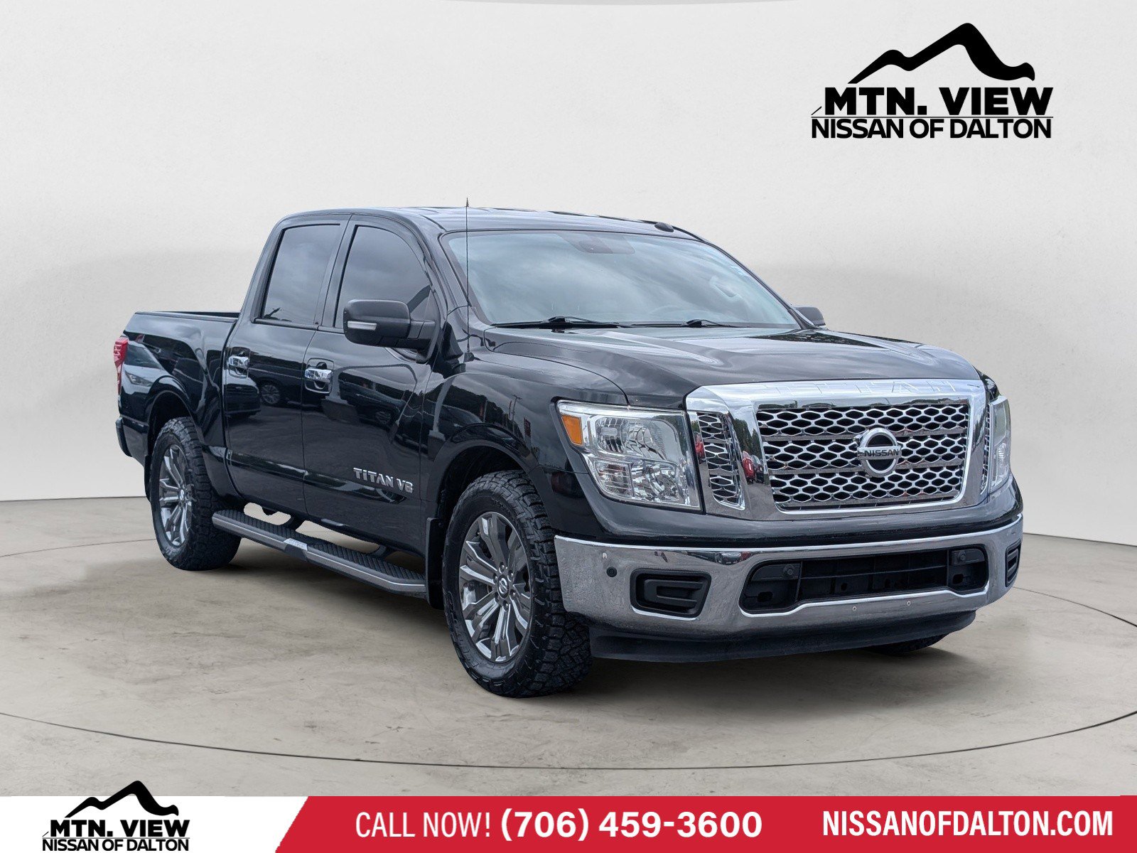 Used 2019 Nissan Titan SV w/ SV Convenience Package