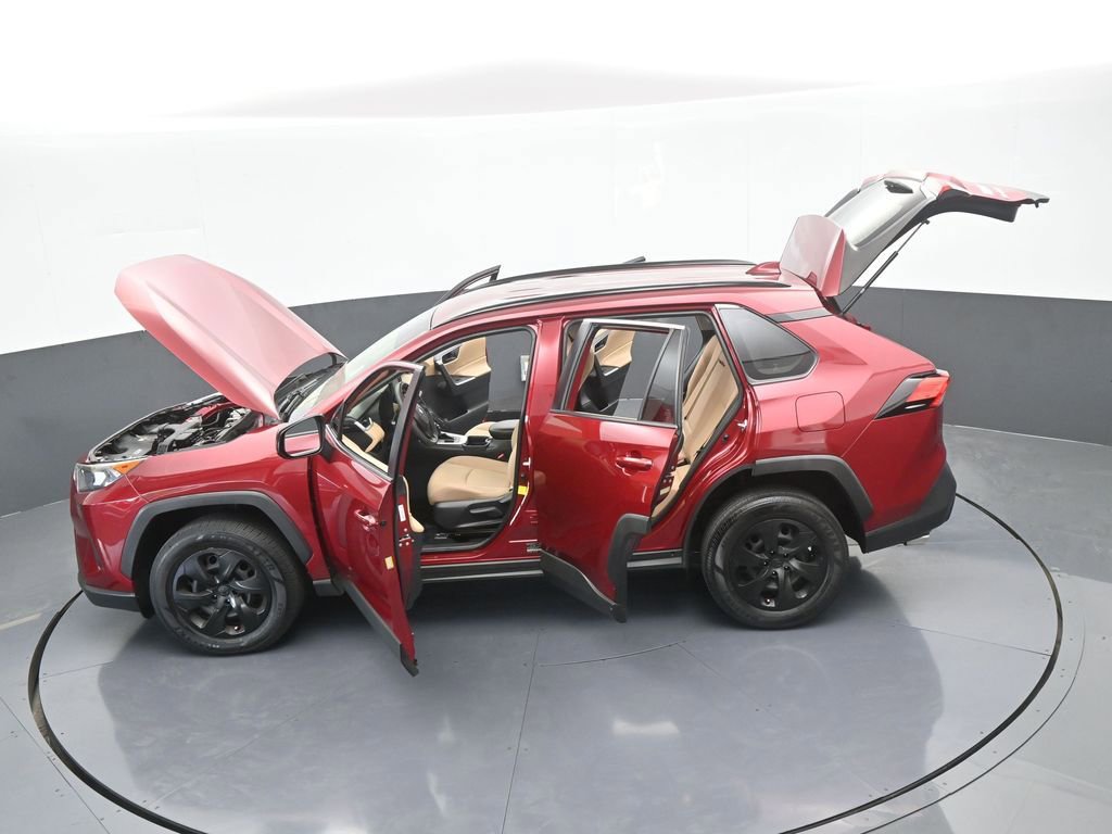 Used 2019 Toyota RAV4 LE image 63