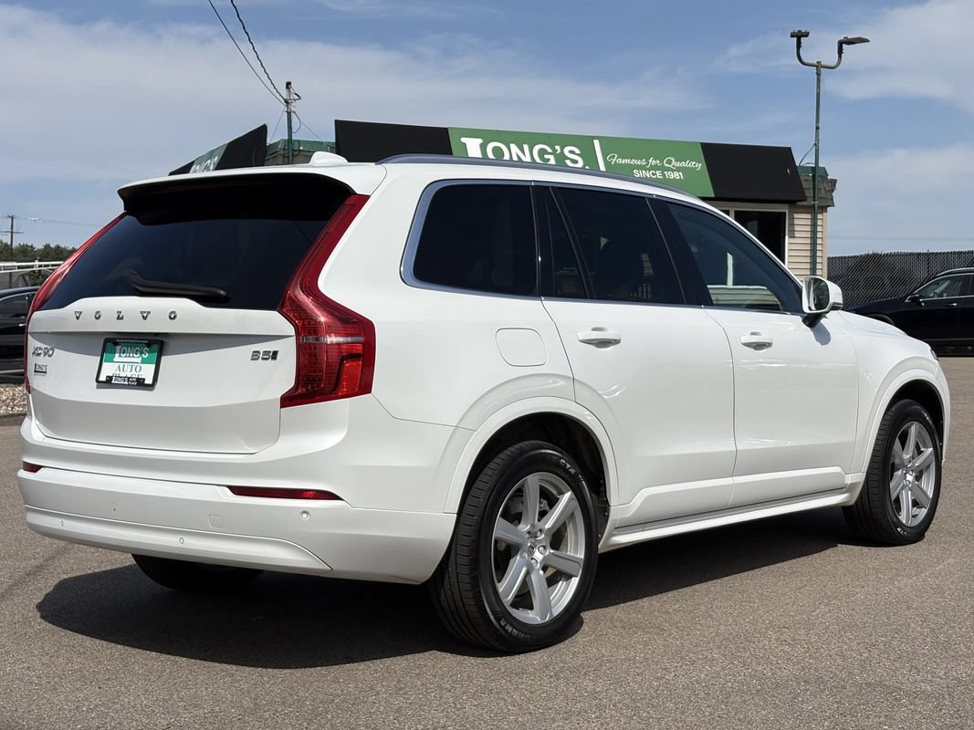Used 2023 Volvo XC90 B5 Core AWD/4WD image 8