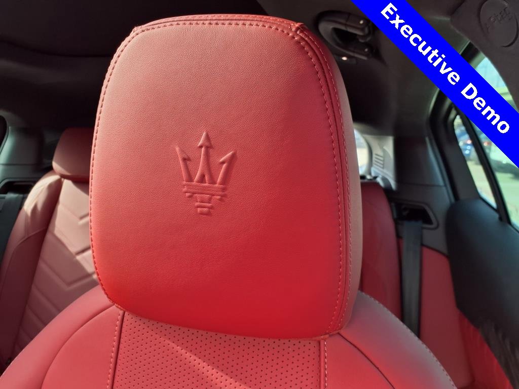 New 2025 Maserati Grecale GT image 16