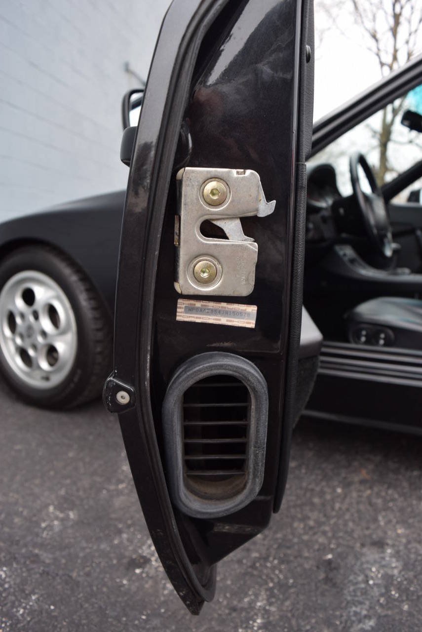 Used 1988 Porsche 944 Turbo RWD image 57