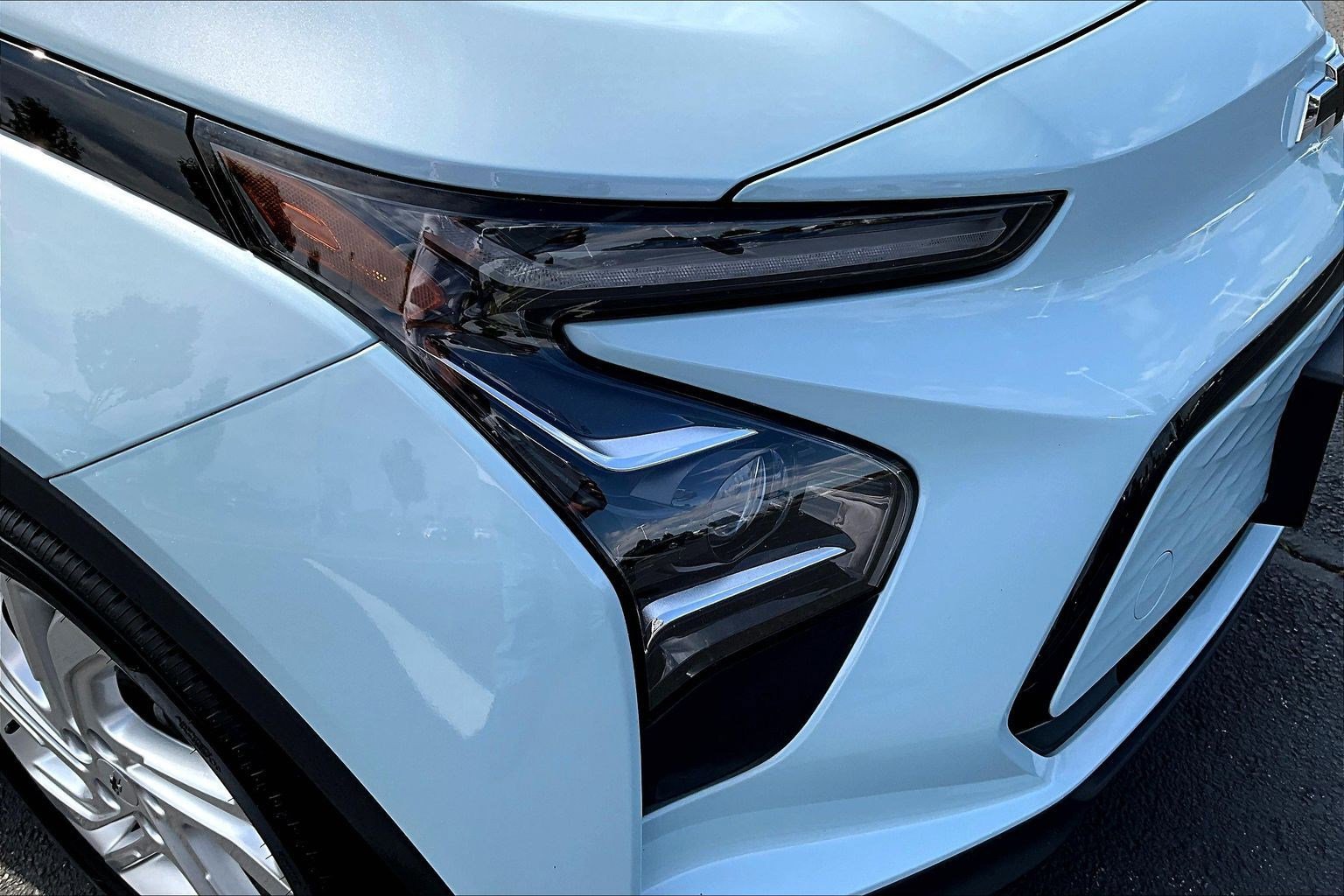 Used 2022 Chevrolet Bolt LT FWD image 31