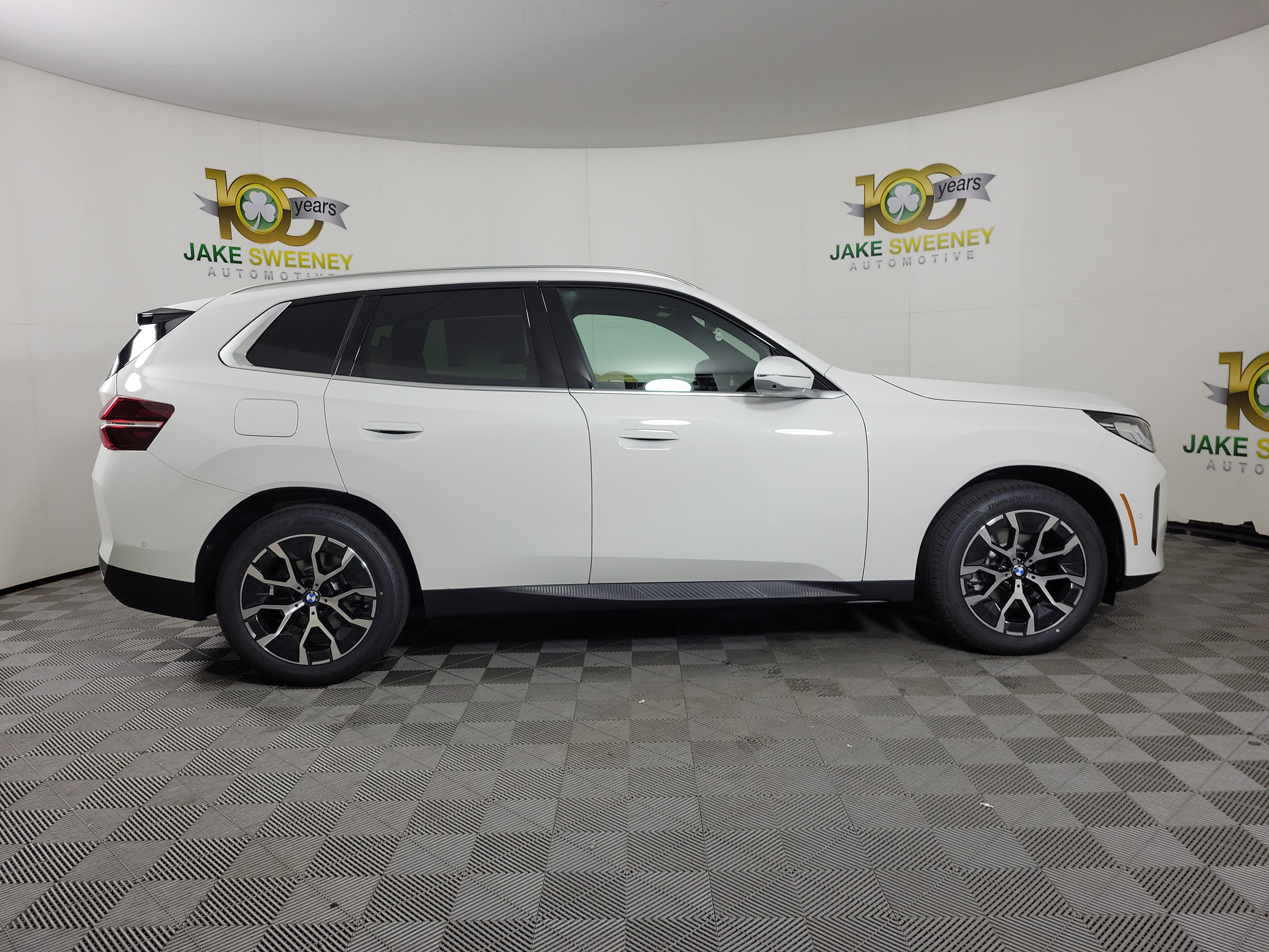 Used 2026 BMW X3 xDrive30i w/ Premium Package AWD/4WD image 8