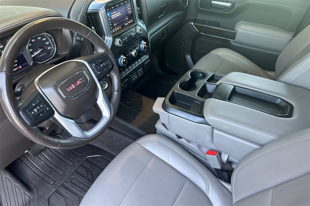Used 2020 GMC Sierra 1500 SLT w/ X31 Off-Road Package image 11