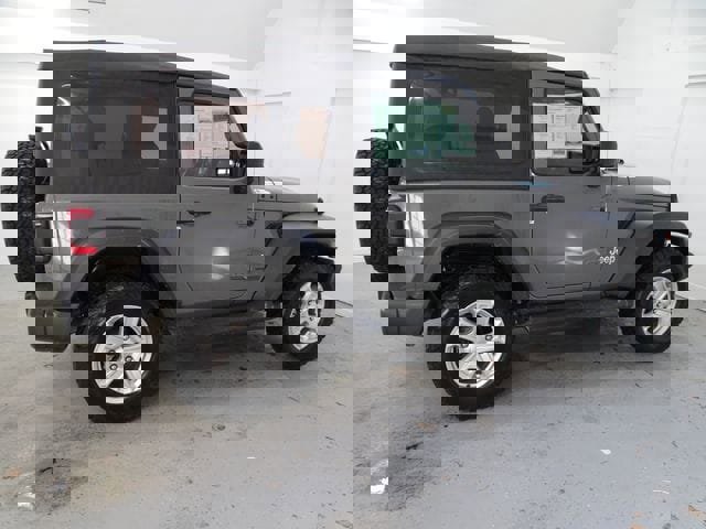 Used 2018 Jeep Wrangler Sport S image 17