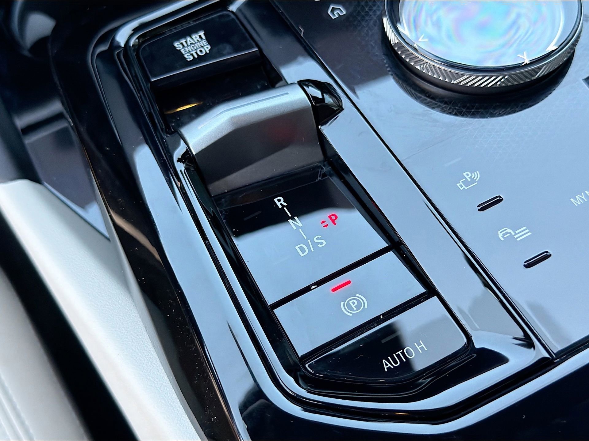 Used 2025 BMW 530i 530i w/ M Sport Package image 30