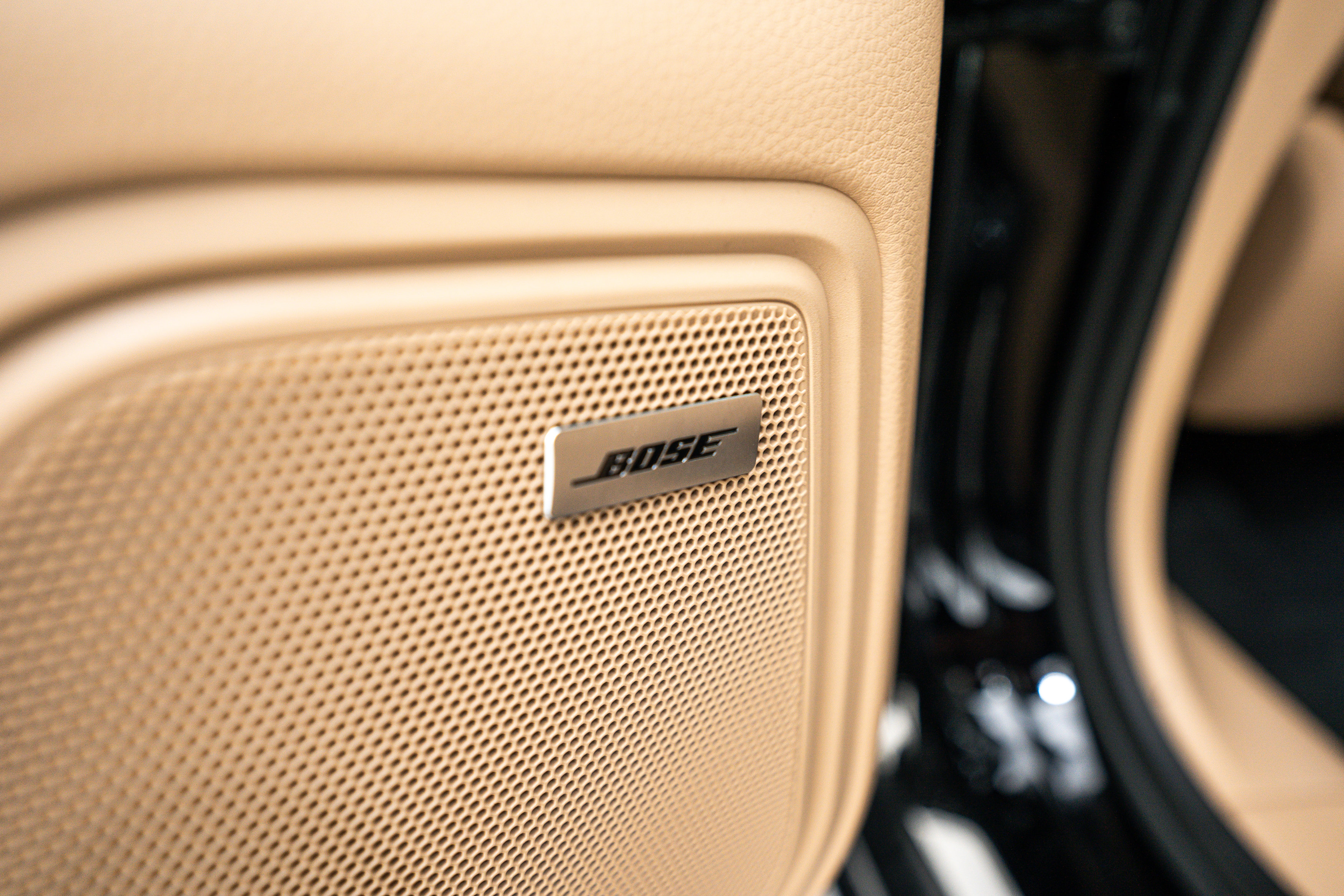 Certified 2025 Porsche Macan image 23